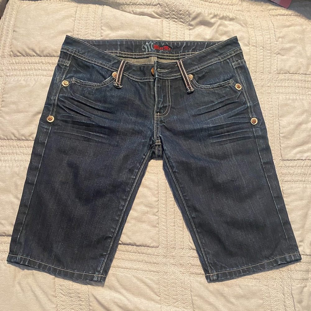 Miss Me Bermuda shorts